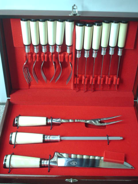 CONJUNTO INOX 15 PÇS CABO OSSO LUXO COM ESTOJO MARCA GINETE