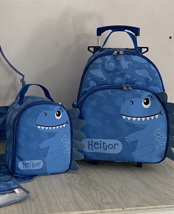 Kit Mochila Escolar  M Dinossauro 3D com rodinhas + Lancheira Oval