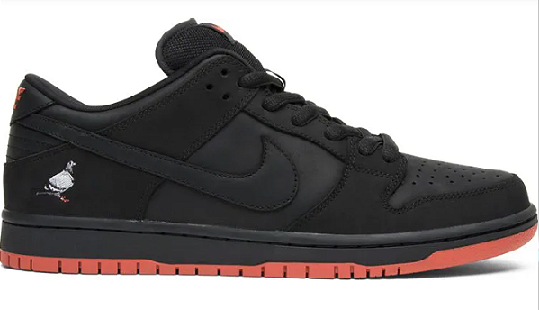 Nike - SB Dunk Low 'Black Pigeon'