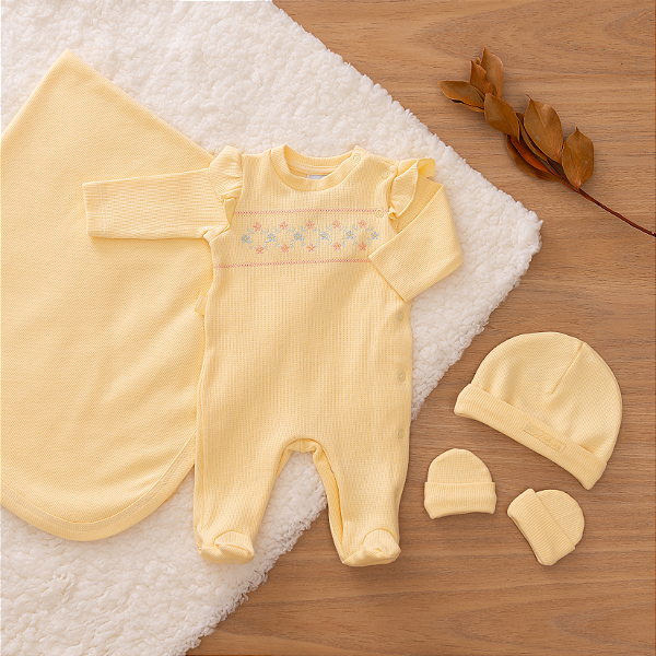 Saída de Maternidade Bebê Menina Mini Tricot Bordado Floral 4 Peças