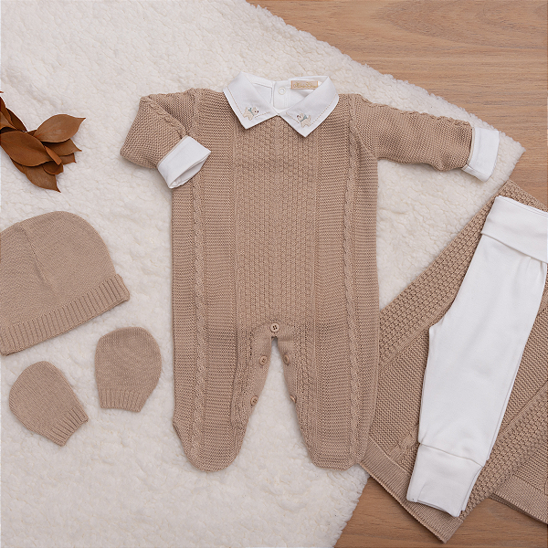 Saída de Maternidade Bebê Menino Tricot Bege com Bordado 6 Peças