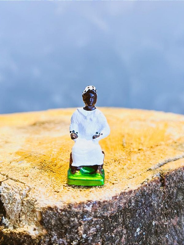 Imagem Preta velha de 5cm de  Ferro