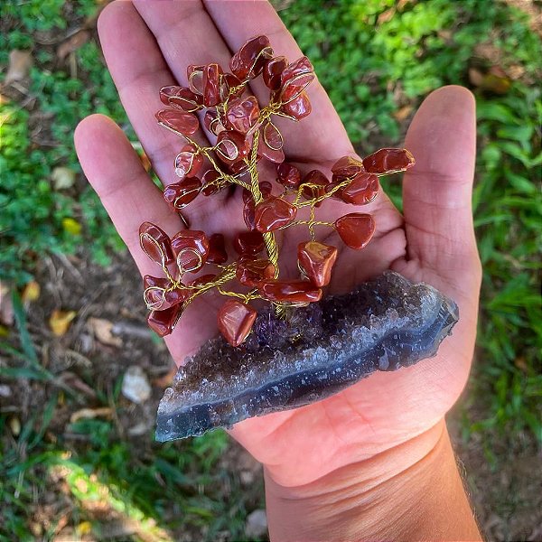 Árvore de pedras - Jaspe Vermelha com base de ametista