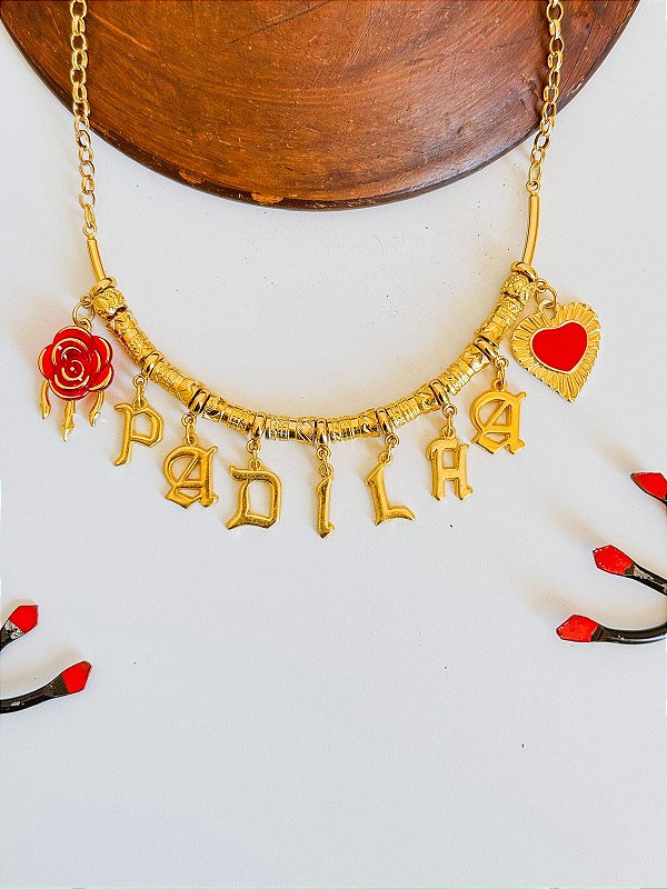 Colar banhado - Pomba Gira Maria Padilha