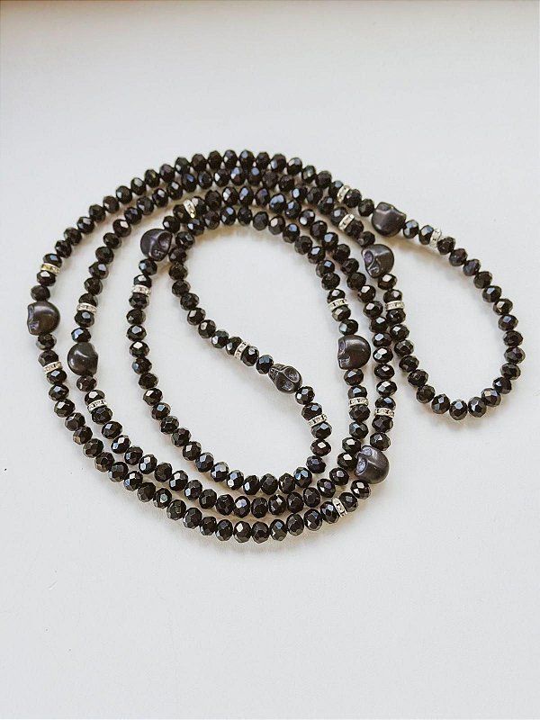 Guia de Cristal preta com caveira