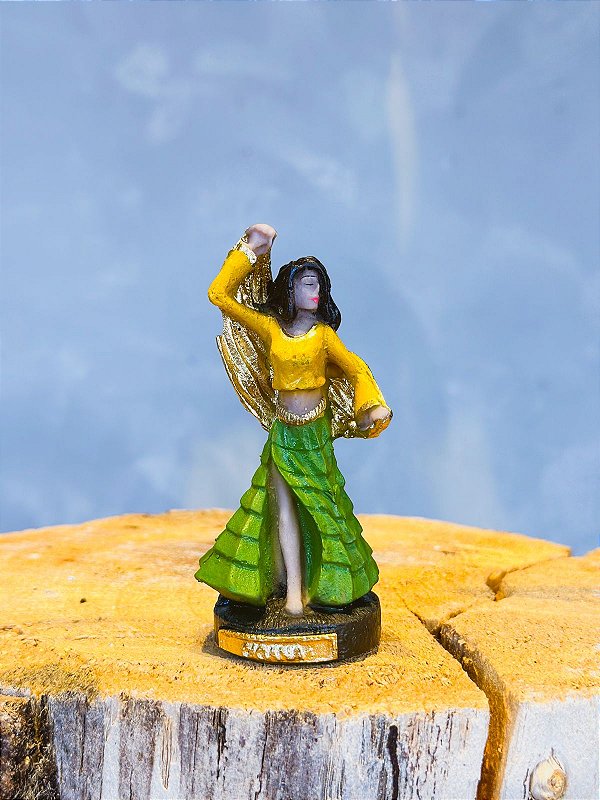 Imagem cigana amarela em resina 10cm