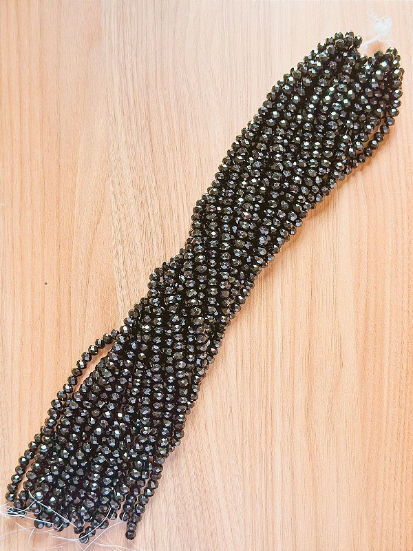 Fio de cristal preto