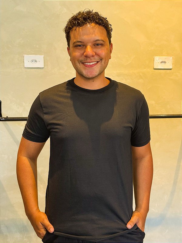 Camiseta premium básica preta