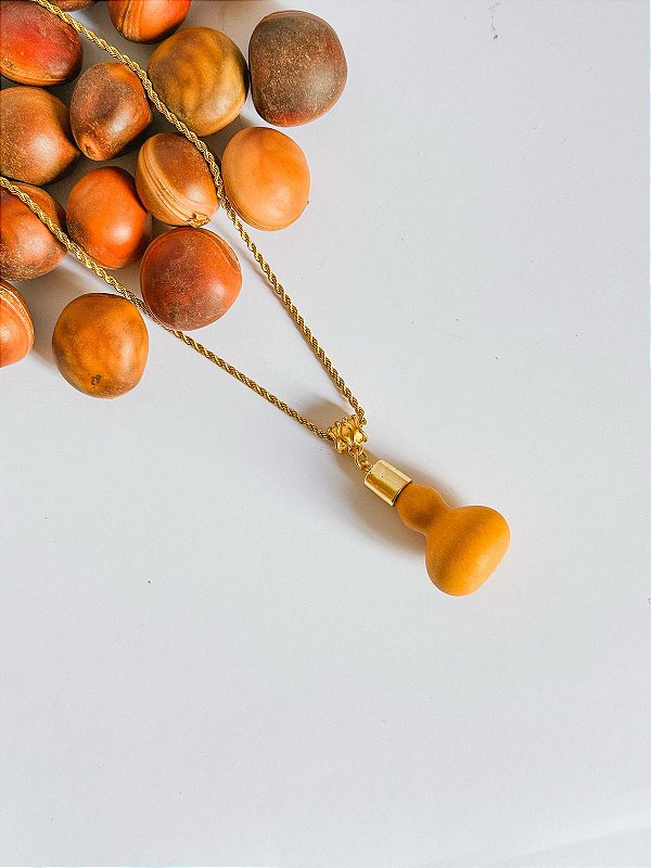 Colar folheado cabaça