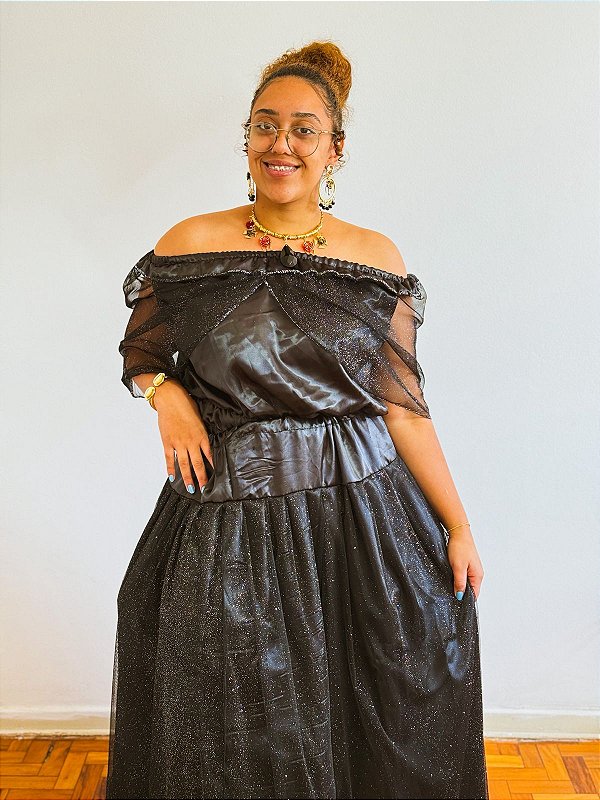 Conjunto laroyê preto com brilho saia e bata