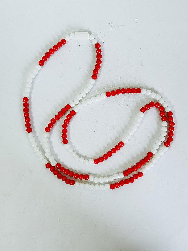 Guia de porcelana branca e vermelha