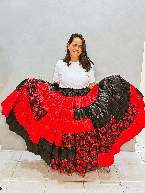 Saia vermelha e preta com rosas vermelha 12m