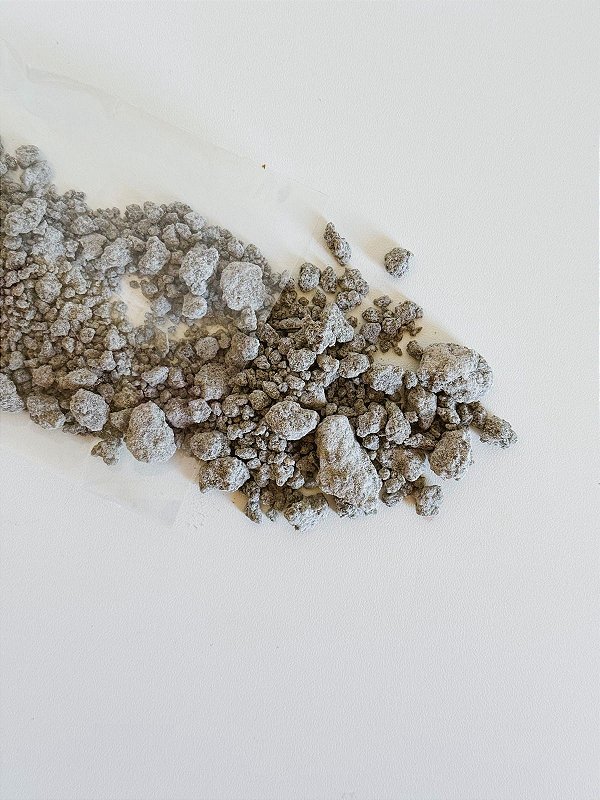 Benjoim em Resina 100g – Prosperidade, Harmonia e Abertura de Caminhos