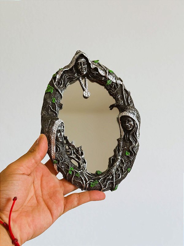 Espelho Deusa Triplice prata em resina