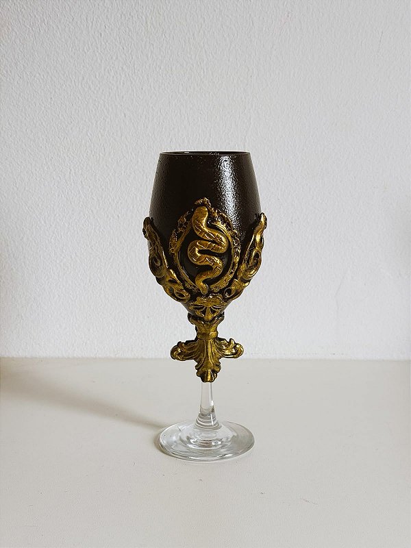 Taça luxo para Pomba Gira de cobra com dourado