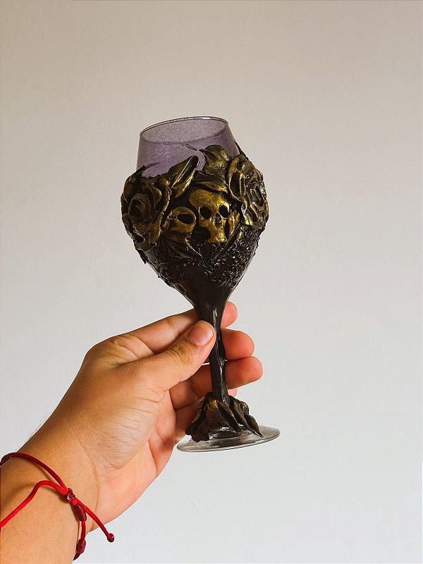 Taça luxo meia noite para Pomba Gira
