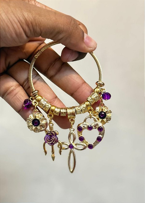 Pulseira Bracelete de Pomba Gira cravejada