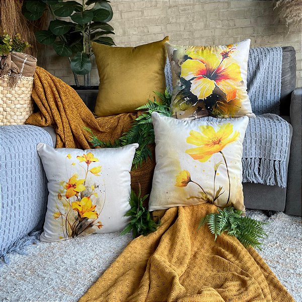 Capa de Almofada Veludo Estampada 45x45 (flores amarelas)