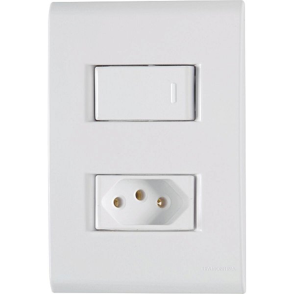 Conjunto 4x2 Interruptor Tomada 20A Liz Branco 57170044