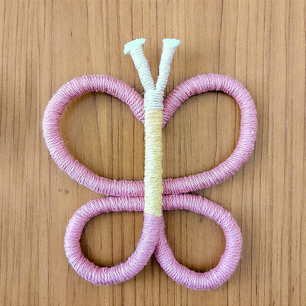 Borboleta Macramê P