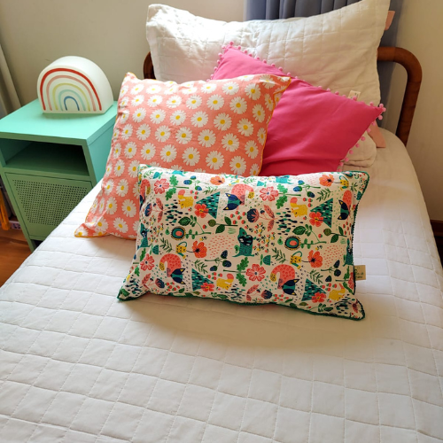 Almofada na floresta