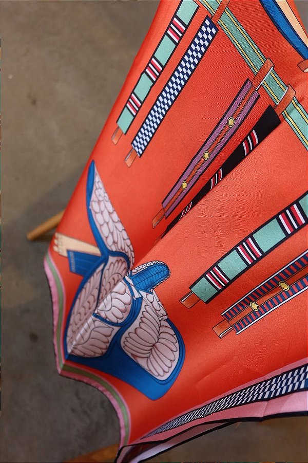 Lenço 100% seda Equestre Laranja | Arandu