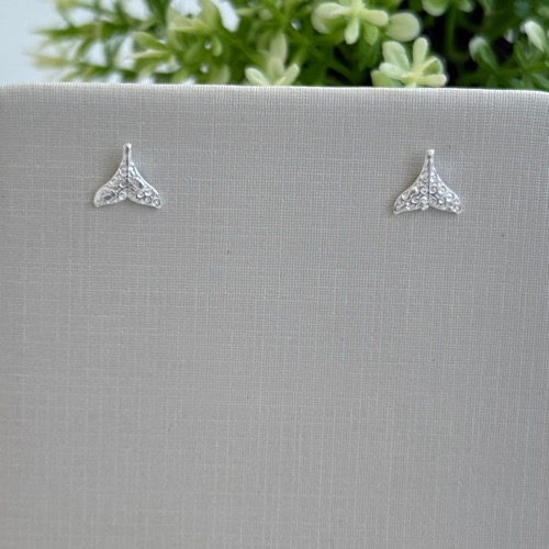 Brinco Calda de Baleia Mini