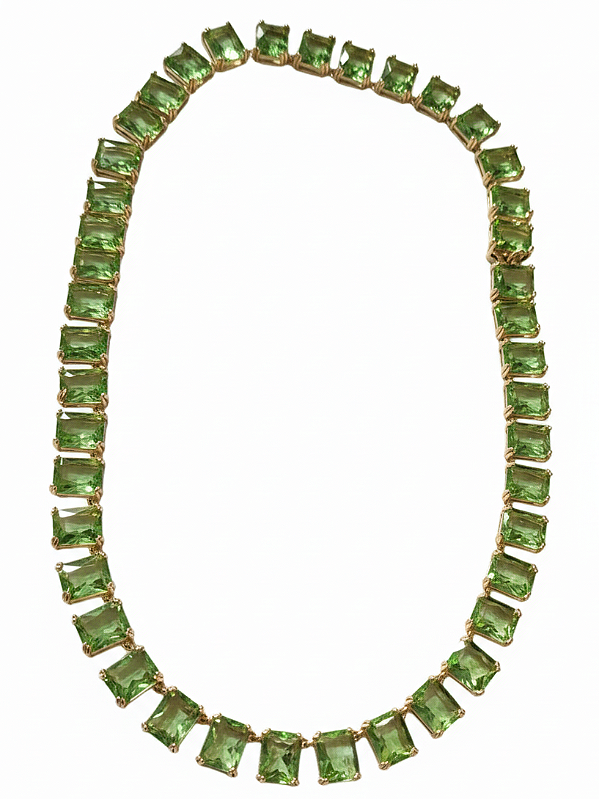 Colar de pedras verde esmeralda (BANHADO A OURO 18K)