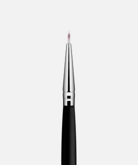 O104 - Pincel Delineador Precisão Day Makeup