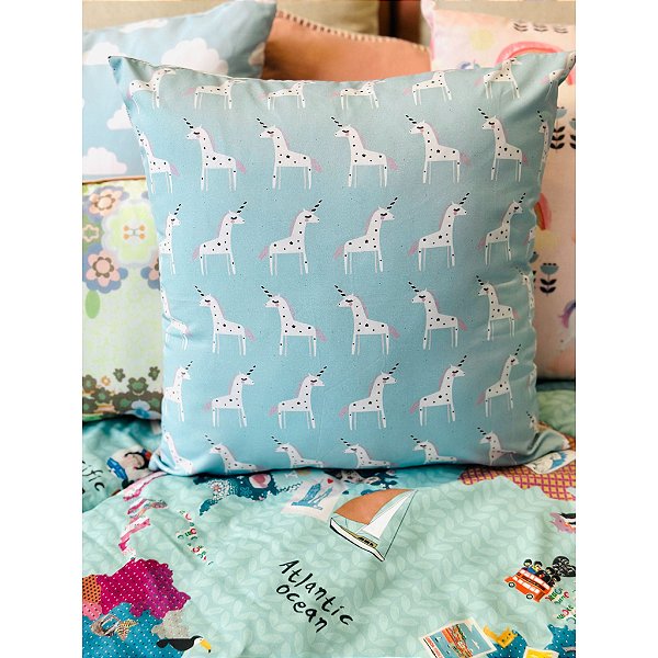 Almofada Unicórnios Aqua