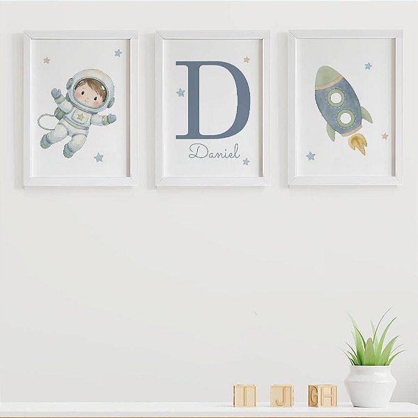 Quadros para Quarto de Bebê Astronauta Baby com Inicial e Nome