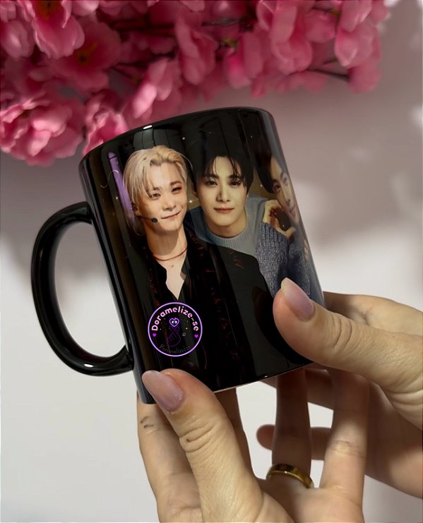 Caneca Black- Moobin e Eun-woo