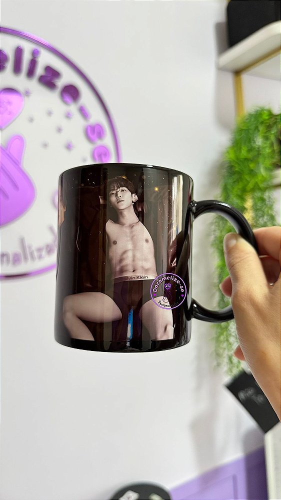 Caneca Black - Rowoon