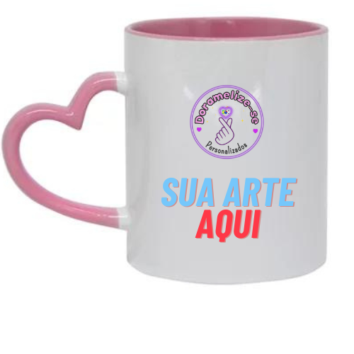 CANECA ROSA COM ALÇA CORAÇÃO