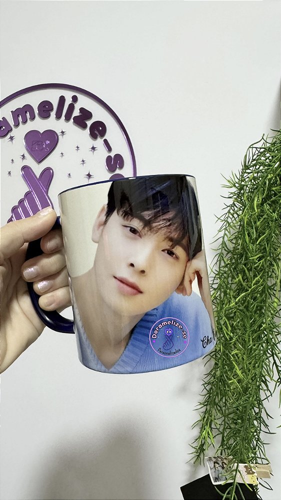 CANECA AZUL VIOLETA - CHA EUN-WOO