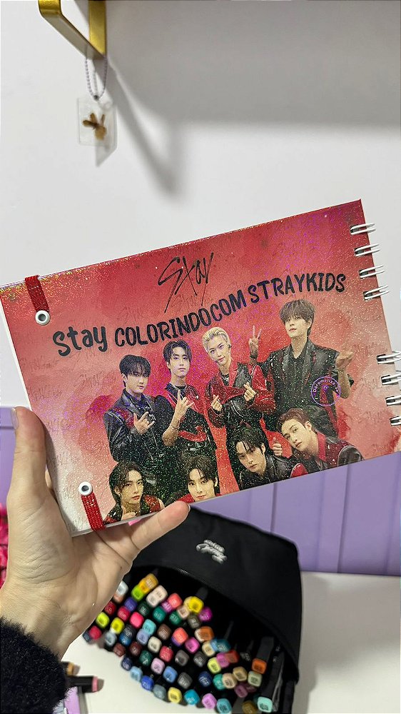 Caderno de colorir - Edição Exclusiva para Stays- StrayKids