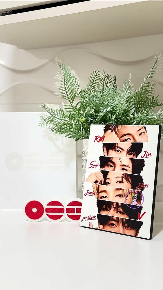 Quadro MDF BTS