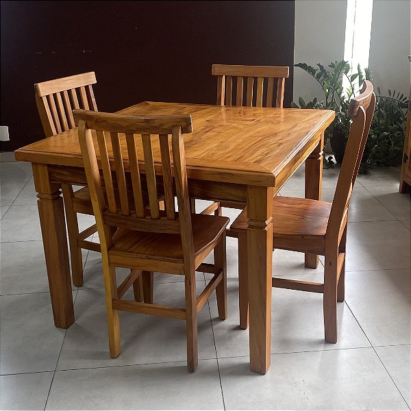 Conjunto de Jantar Rústico Mesa Mineira com 4 Cadeiras em Madeira Maciça de Demolição
