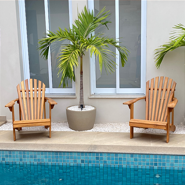 Poltrona Rústica Pavão em Madeira de Demolição