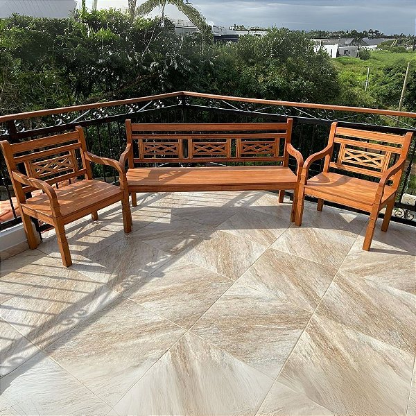 Namoradeira 3 Lugares + duas Poltronas | Promoção