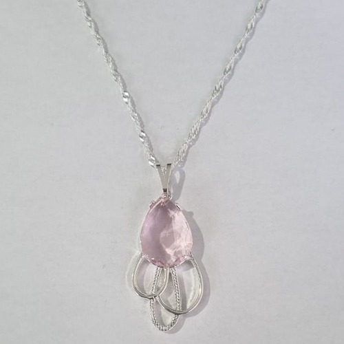 GARGANTILHA FOLHEADA A PRATA COM 50 MILÉSIMOS + VERNIZ DIAMOND CORRENTE SINGAPURA 45CM PINGENTE ZIRCÔNIA ROSA 36X18MM PRGG000647