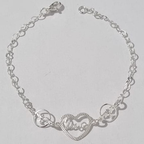 PULSEIRA FOLHEADA A PRATA COM 50 MILÉSIMOS + VERNIZ DIAMOND 18CM CORAÇÃO VAZADO ESCRITO LOVE E ESPÍRITO SANTO PRPS000359
