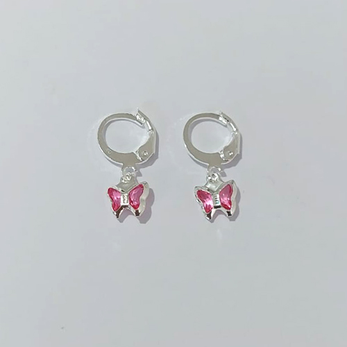 BRINCO FOLHEADO A PRATA COM 50 MILÉSIMOS + VERNIZ DIAMOND - BRINCO INFANTIL ARGOLA DE PRESSÃO BORBOLETA DE VIDRO ROSA 7MM PRBR000441