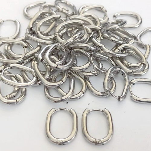 BRINCO EM AÇO INOXIDÁVEL ARGOLA RETANGULAR 12MM COM TRAVA ACBR0000111