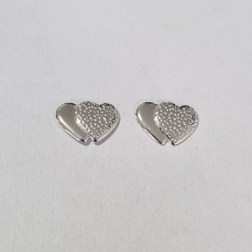 BRINCO FOLHEADO A PRATA COM 50 MILÉSIMOS + VERNIZ DIAMOND CORAÇÃO DUPLO LISO E DESENHADO 12MM  (PAR) PRBR000563