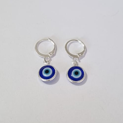 BRINCO FOLHEADO A PRATA COM 50 MILÉSIMOS + VERNIZ DIAMOND ARGOLA DE PRESSÃO OLHO GREGO AZUL ESCURO 10MM (PAR) PRBR000616