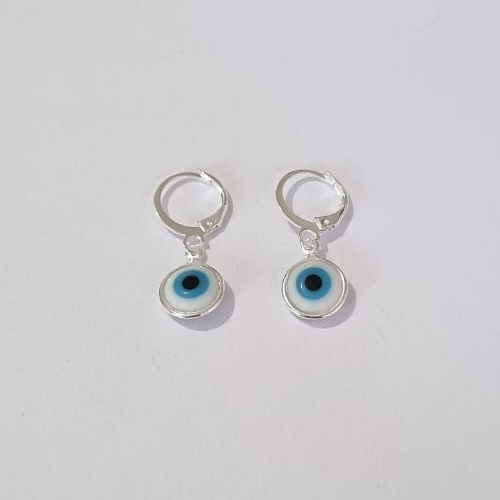 BRINCO FOLHEADO A PRATA COM 50 MILÉSIMOS + VERNIZ DIAMOND ARGOLA DE PRESSÃO OLHO GREGO AZUL CLARO 10MM (PAR) PRBR000617