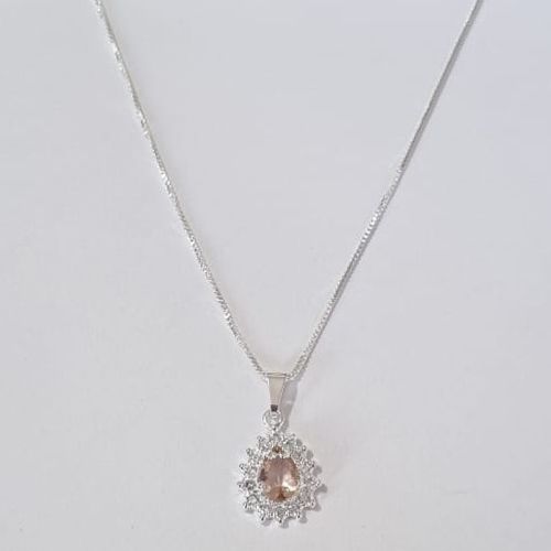 GARGANTILHA FOLHEADA A PRATA COM 50 MILÉSIMOS + VERNIZ DIAMOND CORRENTE VENEZIANA 42CM PINGENTE EM ZIRCÔNIA SALMÃO COM BASE EM ALTA FUSÃO CRAVEJADA - TAMANHO 12X17MM PRGG000892