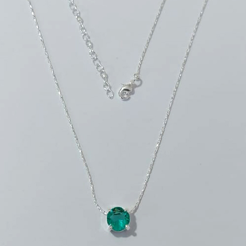 GARGANTILHA FOLHEADA A PRATA COM 50 MILÉSIMOS + VERNIZ DIAMOND CORRENTE VENEZIANA 45CM PONTO DE LUZ VERDE CLARA 8MM PRGG000902