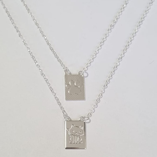 ESCAPULÁRIO FOLHEADO A PRATA COM 50 MILÉSIMOS + VERNIZ DIAMOND PET GATINHO 10MM PRES000050